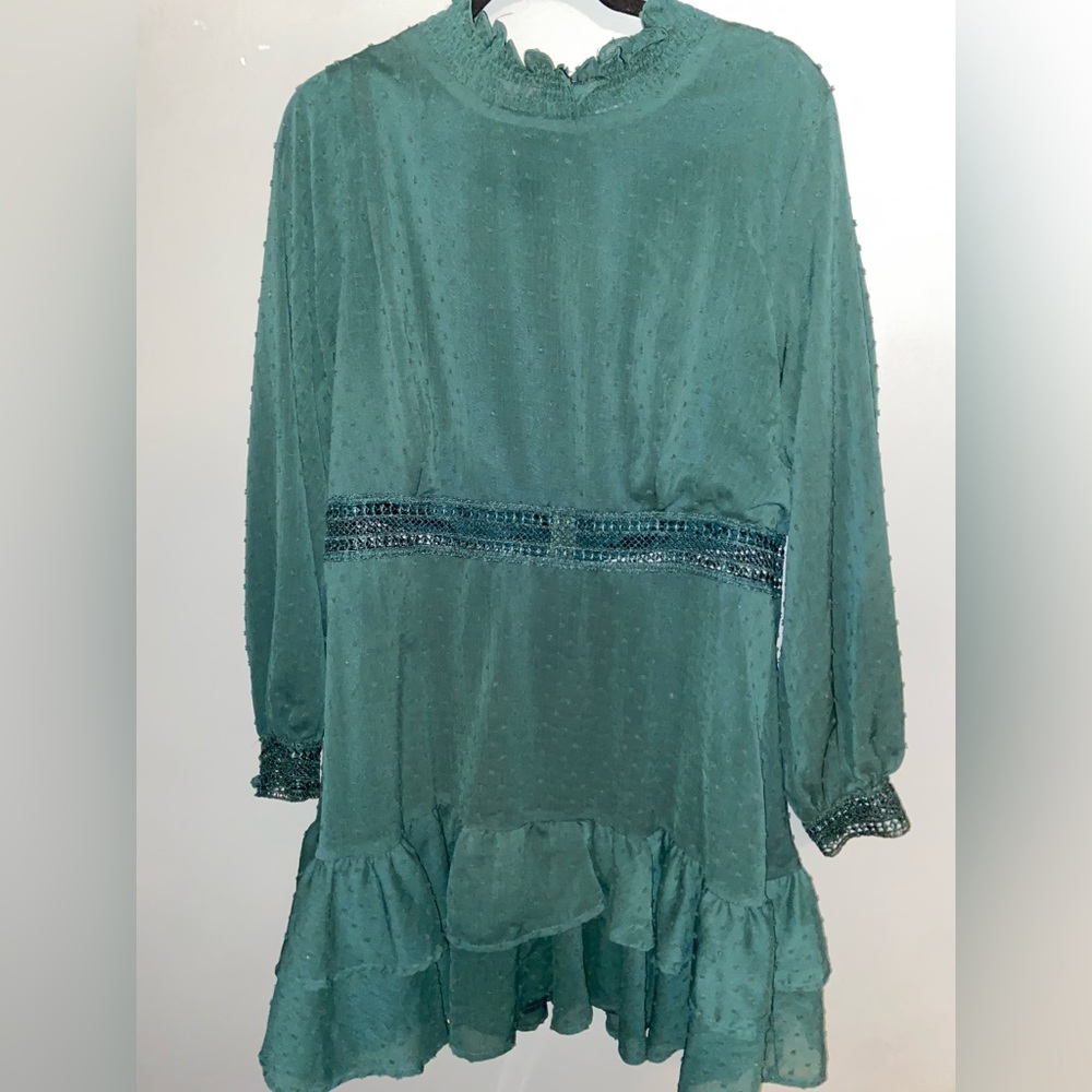 Long sleeve green dress